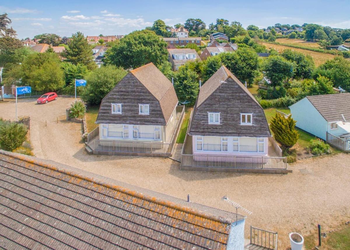 Salterns Village Seaview Extérieur photo
