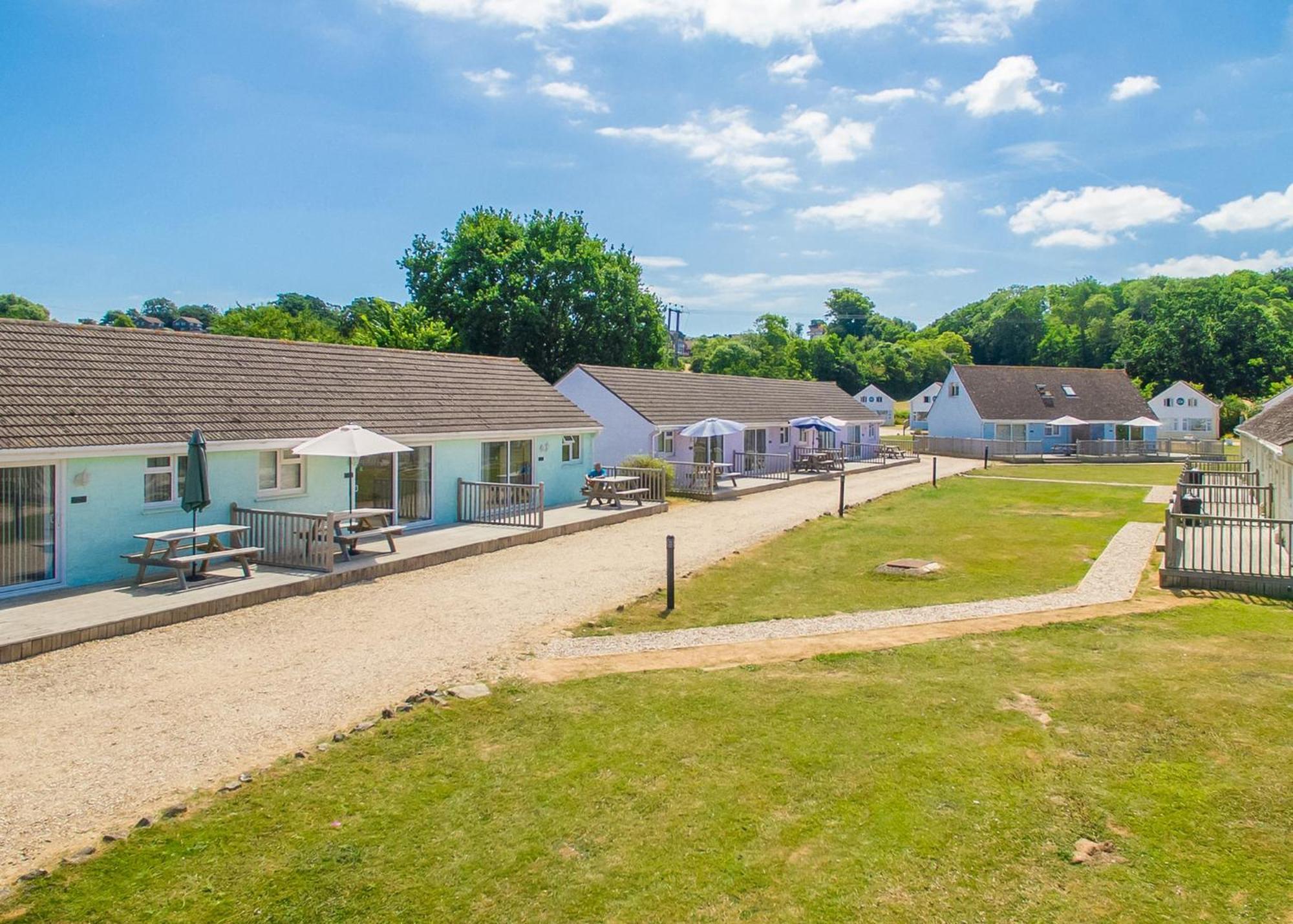 Salterns Village Seaview Extérieur photo